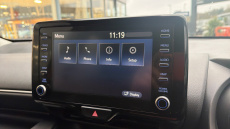 Toyota Yaris 1.5 Hybrid Design 5dr CVT Hybrid Hatchback